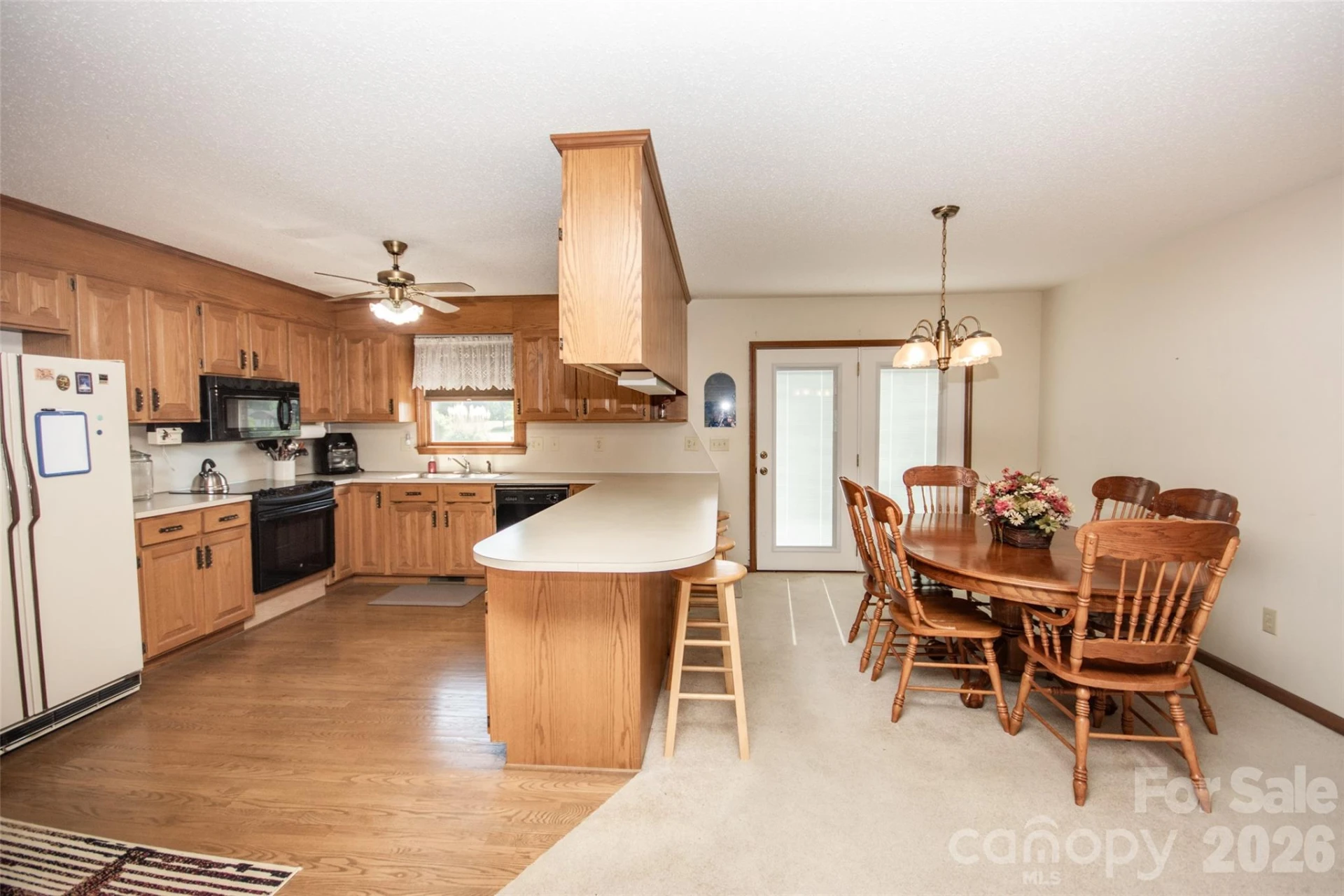 151 Meadow Oaks Drive - Photo 7