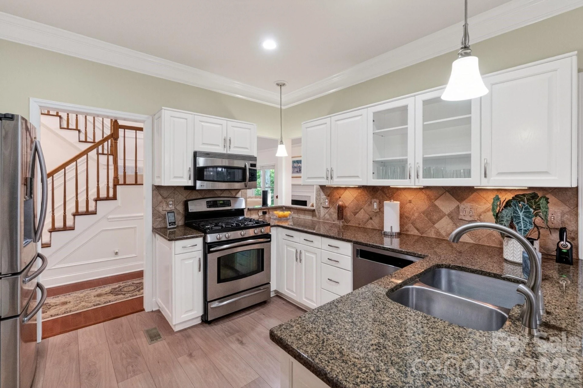 15211 Sharrow Bay Court - Photo 17