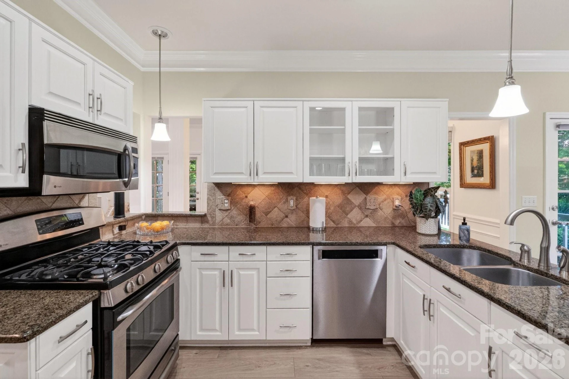 15211 Sharrow Bay Court - Photo 19
