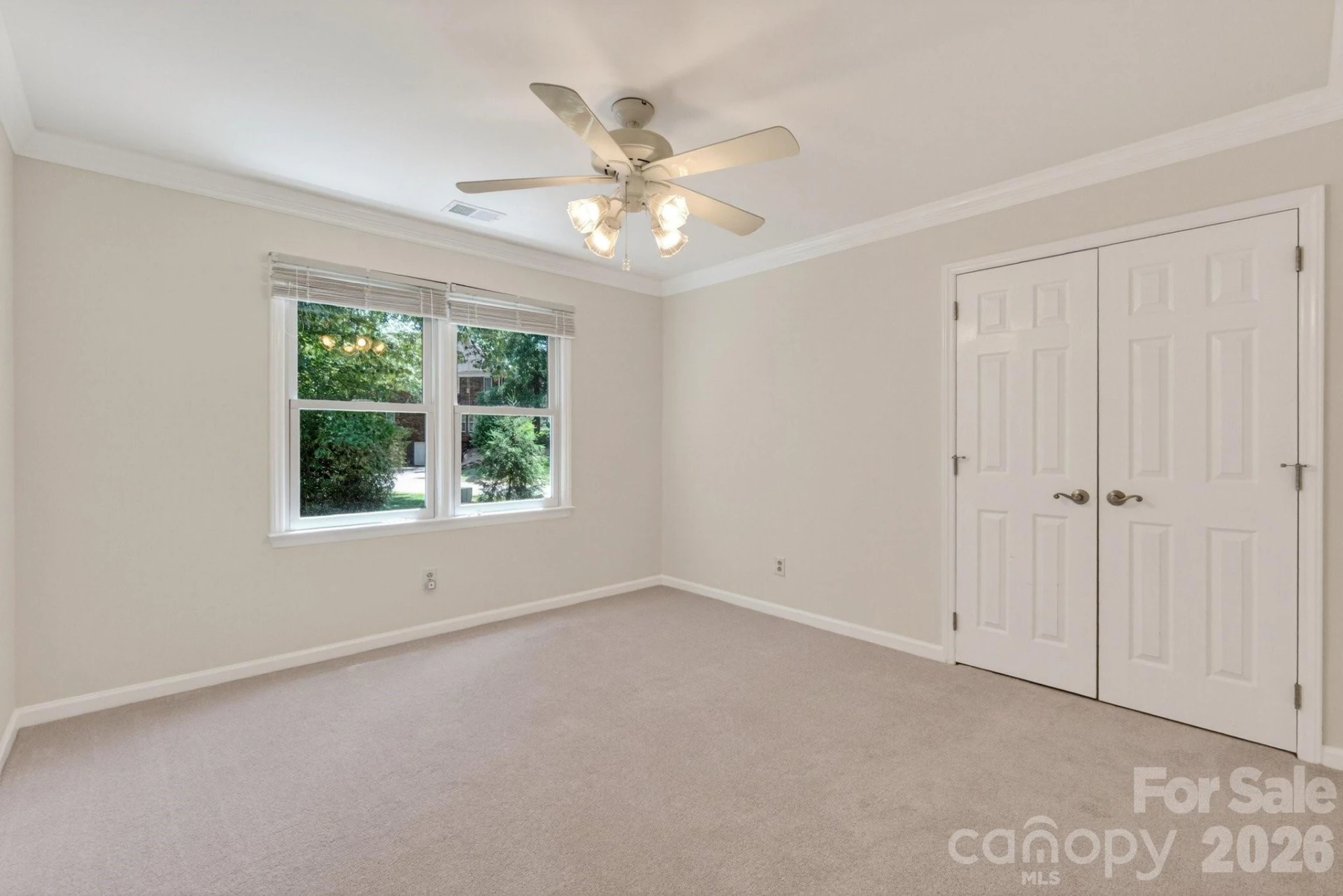 15211 Sharrow Bay Court - Photo 40