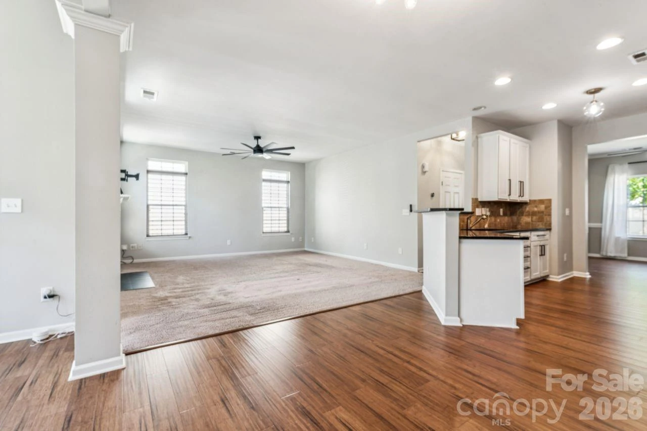 3233 Park South Station Boulevard - Photo 12