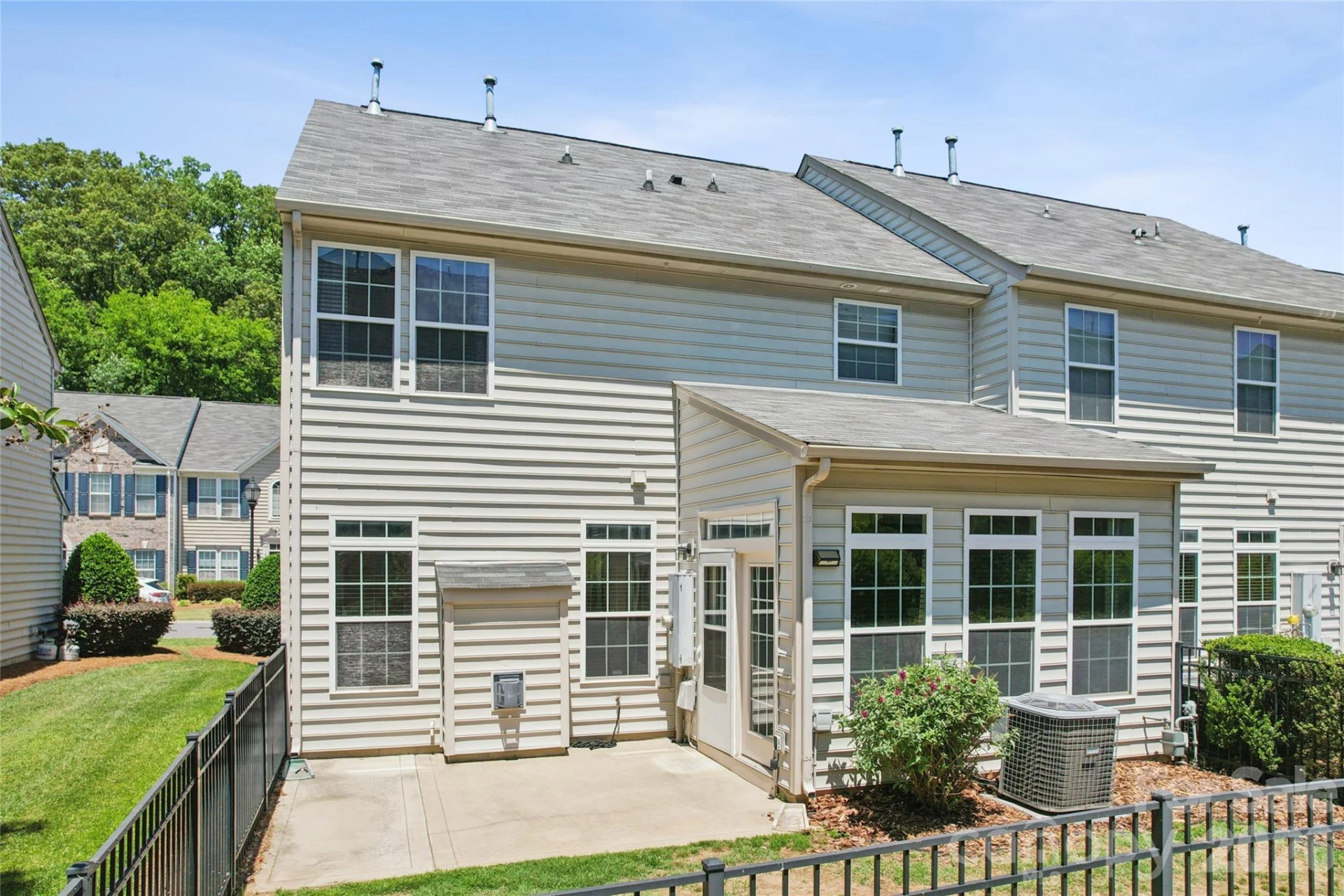 3233 Park South Station Boulevard - Photo 30