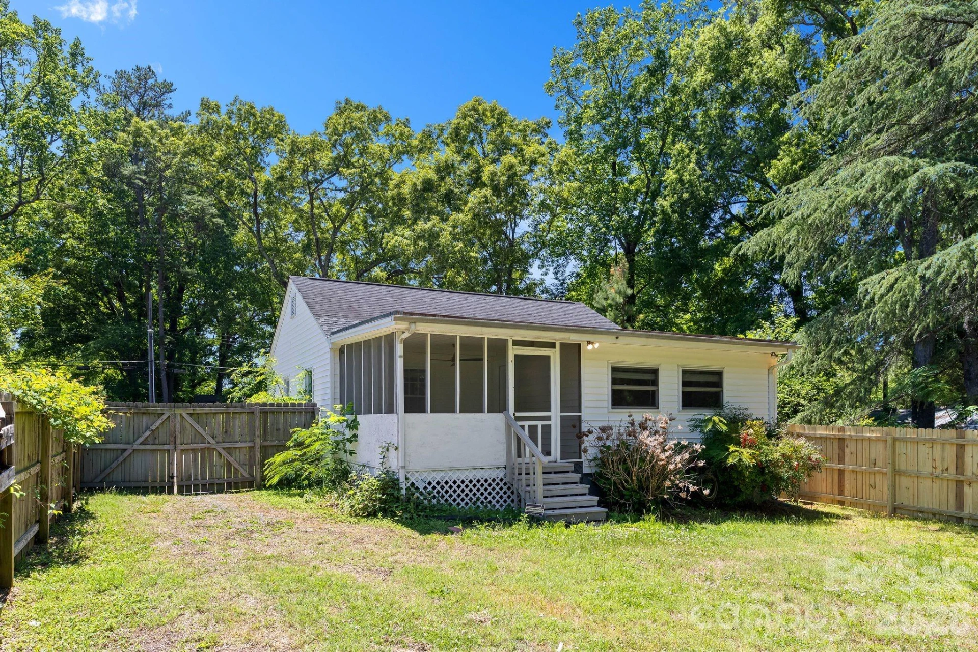 5235 Auburndale Road - Photo 32