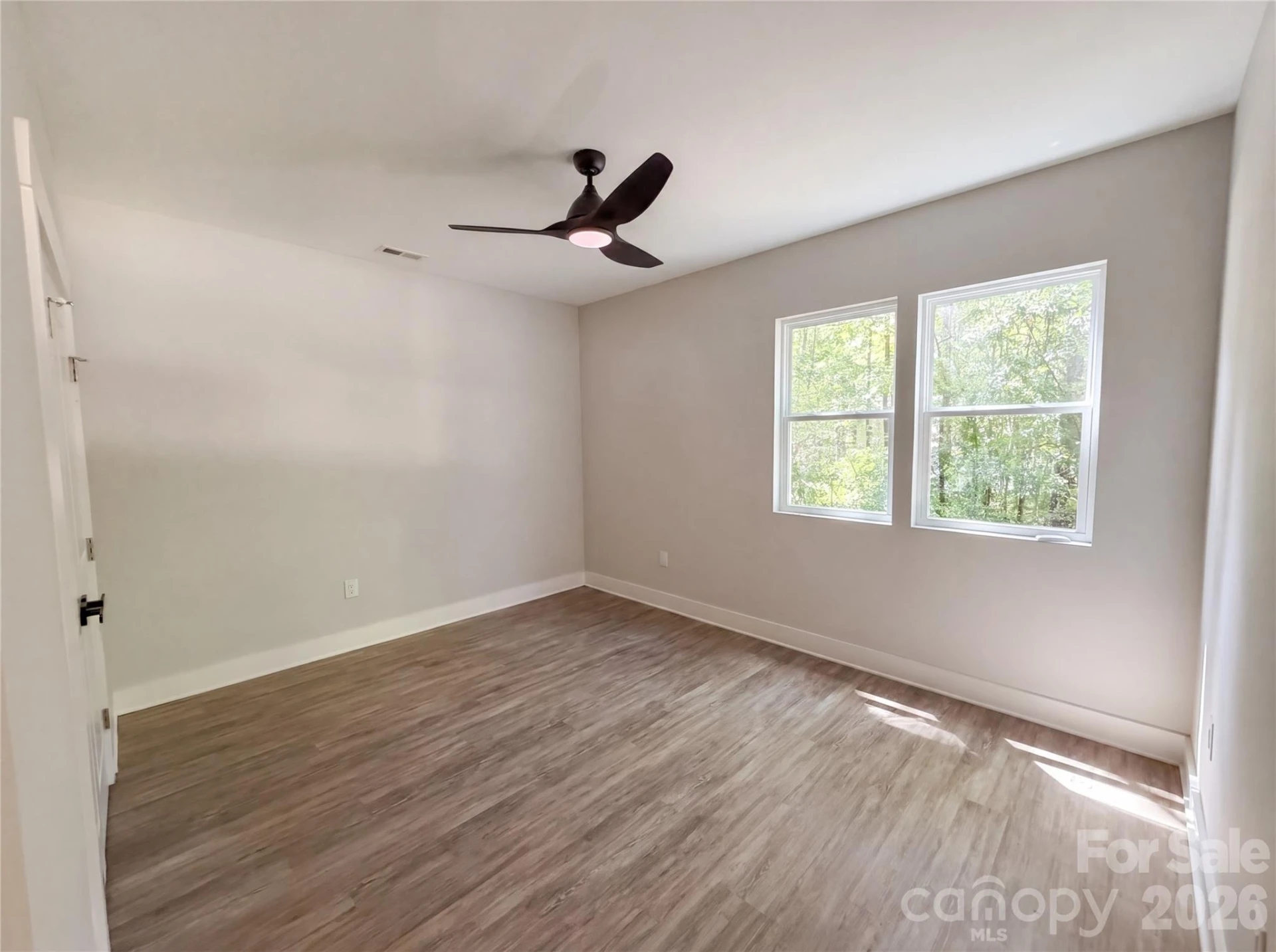 1402 Martin Luther King Avenue - Photo 8
