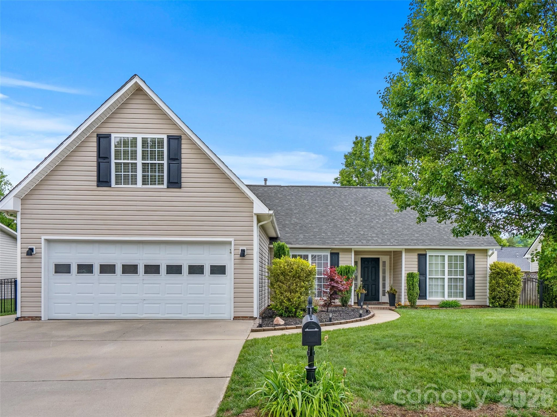 182 Misty Valley Road - Photo 2