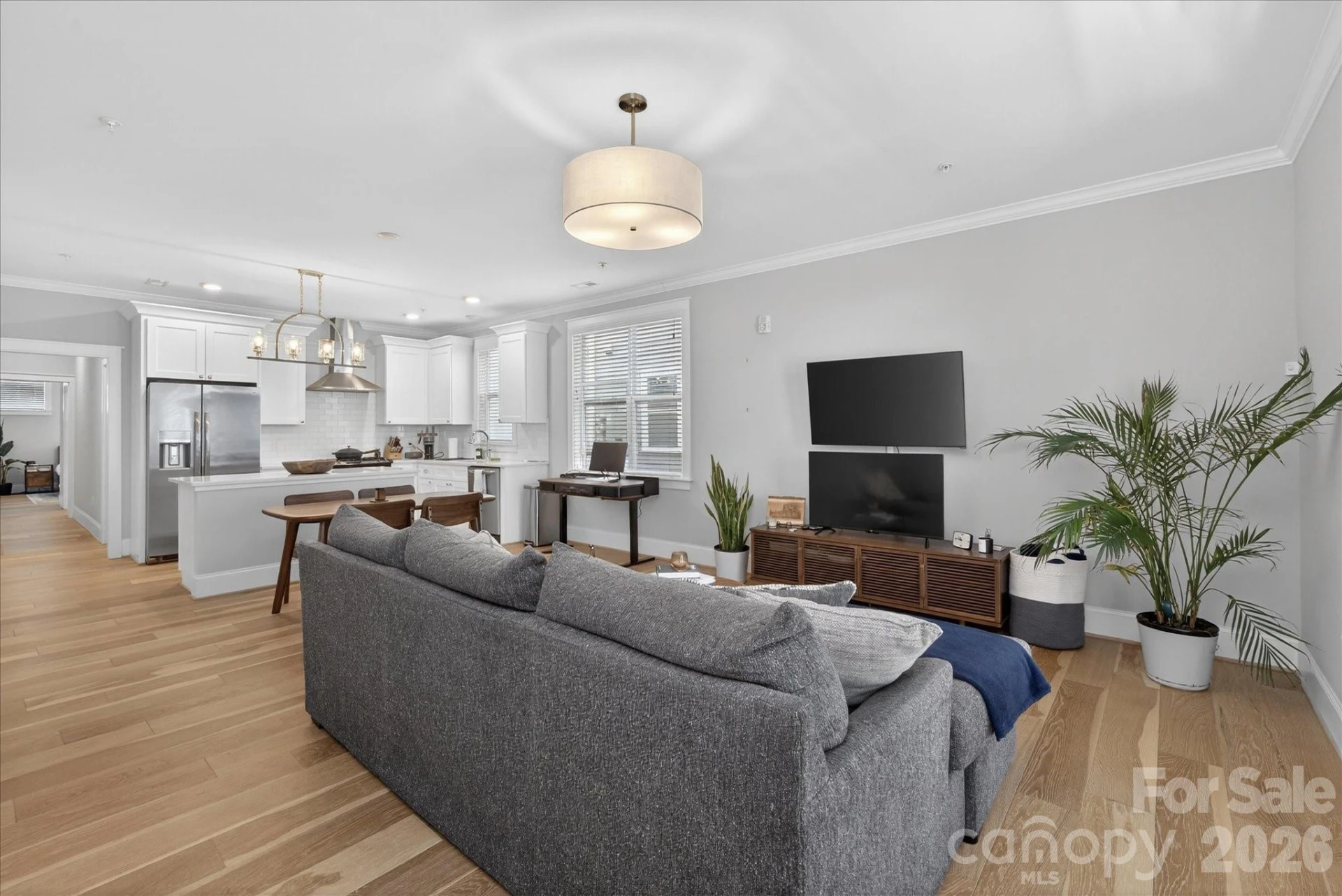 2151 Mcclintock Road - Photo 5