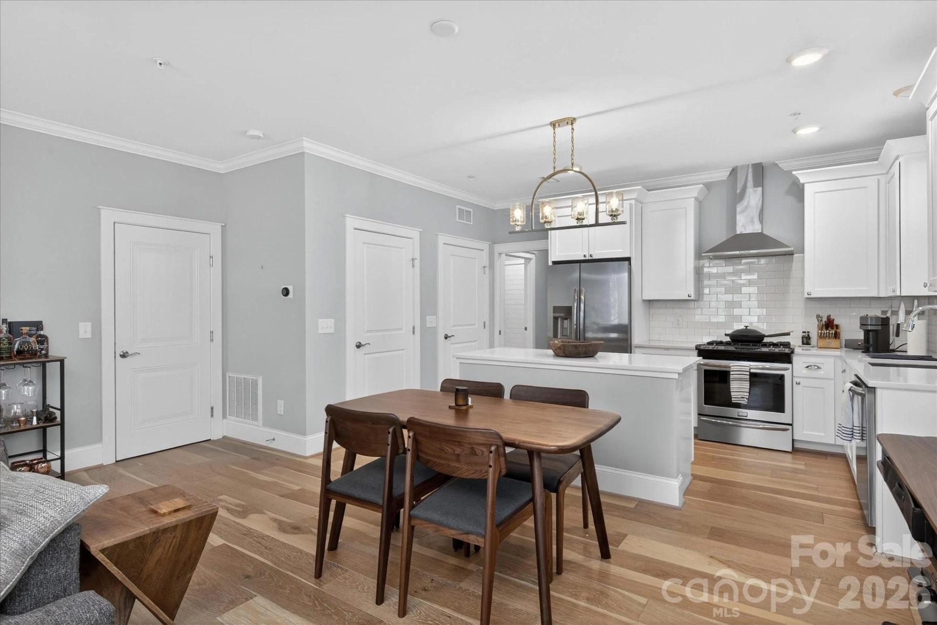 2151 Mcclintock Road - Photo 10
