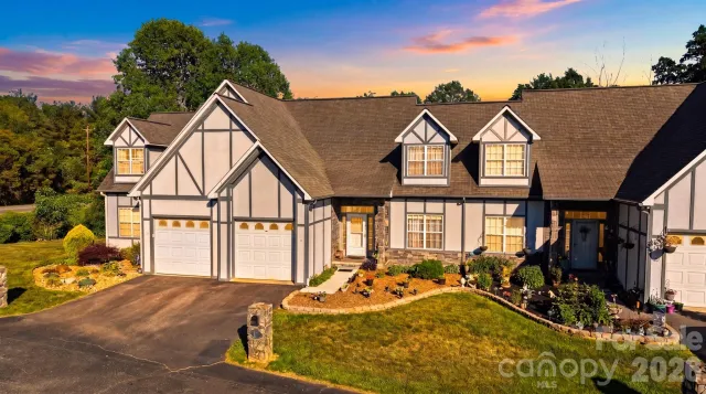 19 Heron Cove Loop, Hickory, NC, 28601