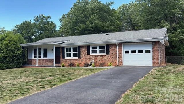 242 Edgewood Circle #3