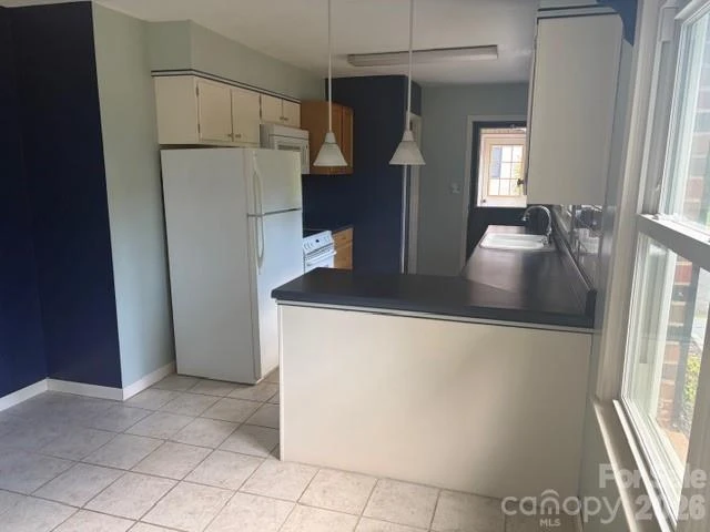 242 Edgewood Circle #3 - Photo 6