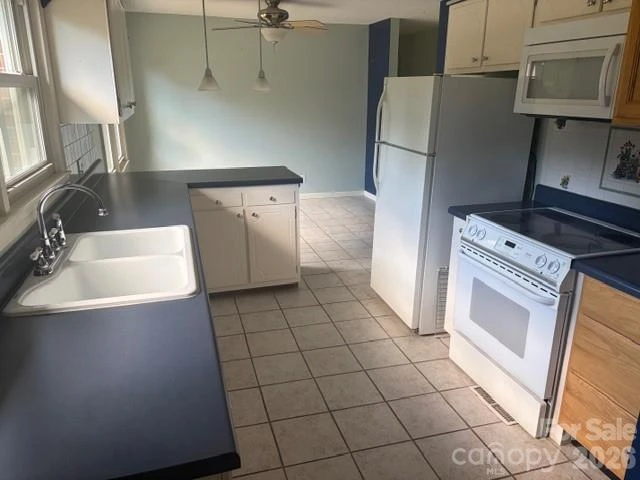 242 Edgewood Circle #3 - Photo 7