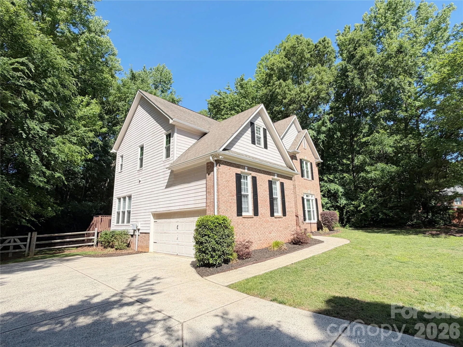 6000 Hunter Lane - Photo 2