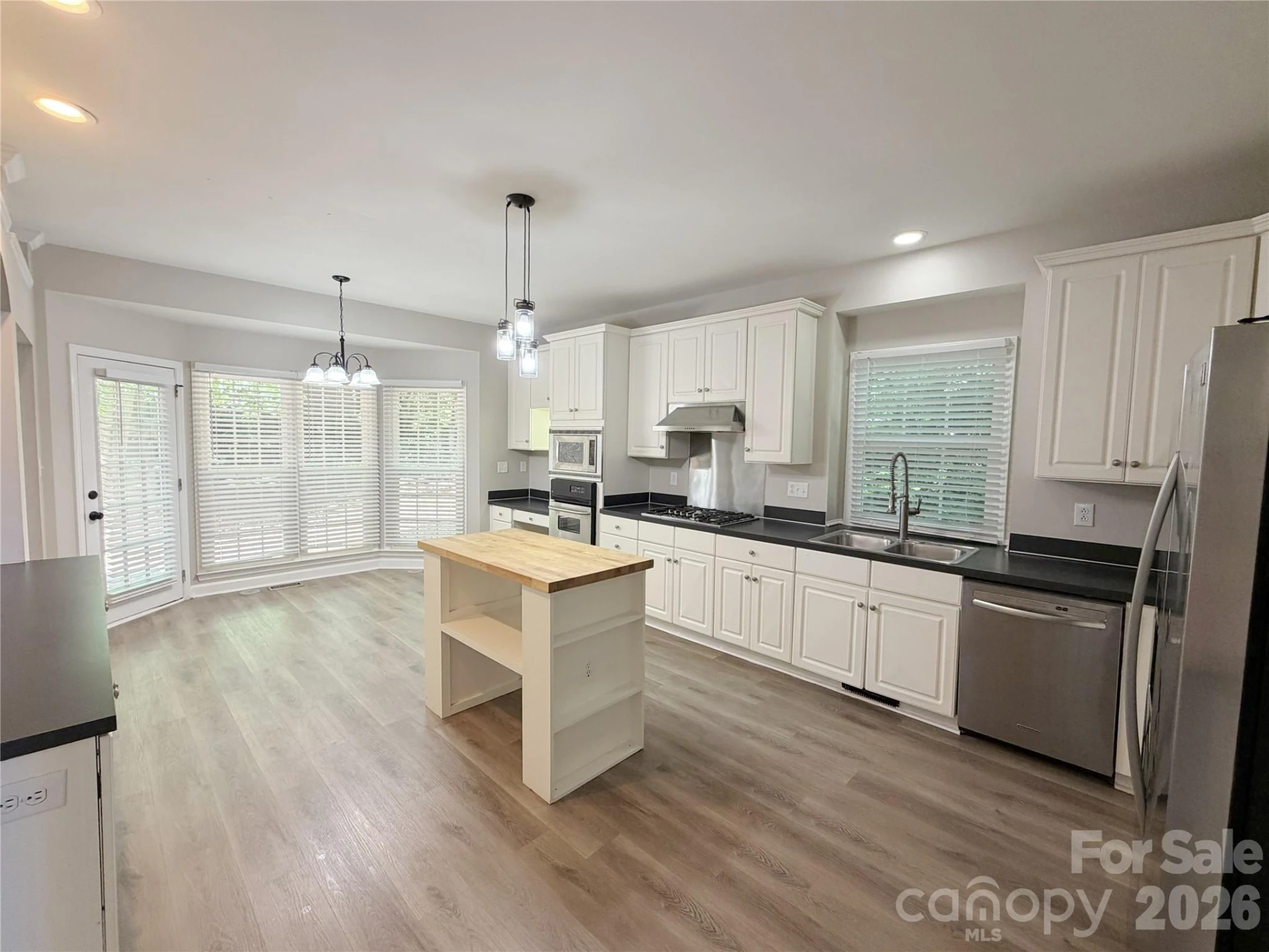 6000 Hunter Lane - Photo 9