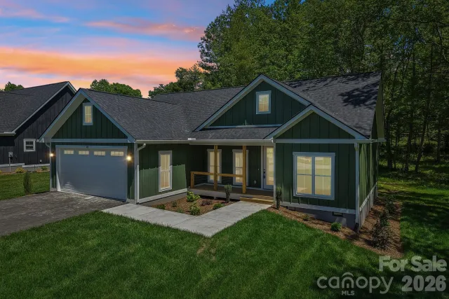 36 Haywood Crossing Drive, Hendersonville, NC, 28791