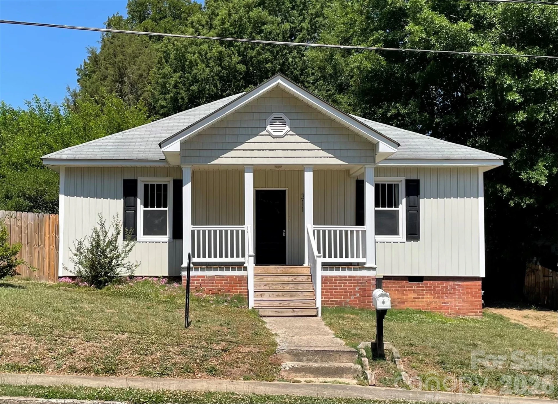 311 Rose Avenue