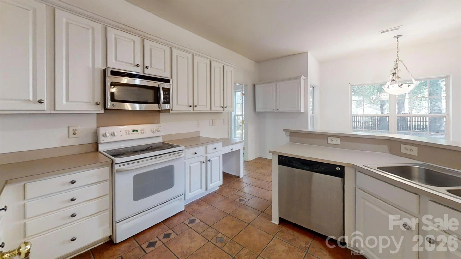 7411 Gate Key Court - Photo 11