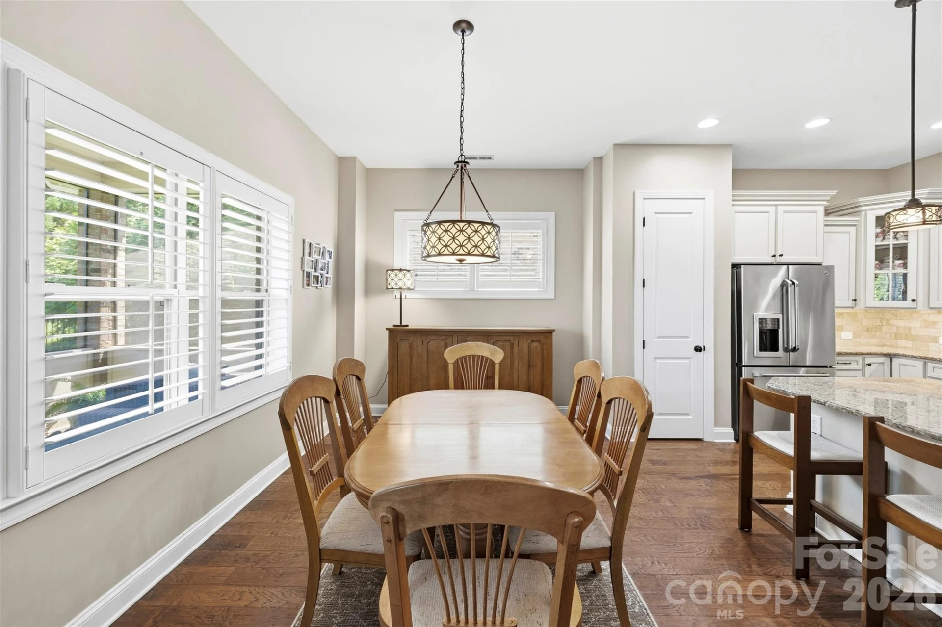 9564 Heritage Farm Avenue - Photo 4