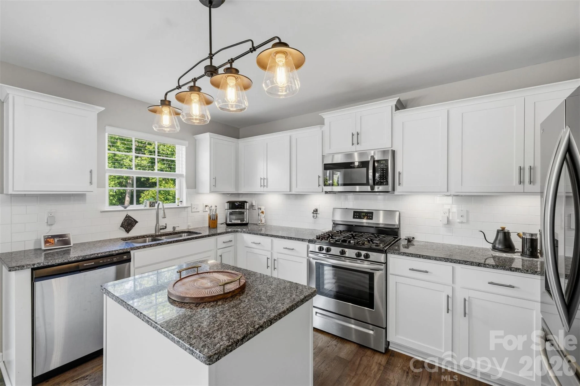 2812 Westbury Court - Photo 3