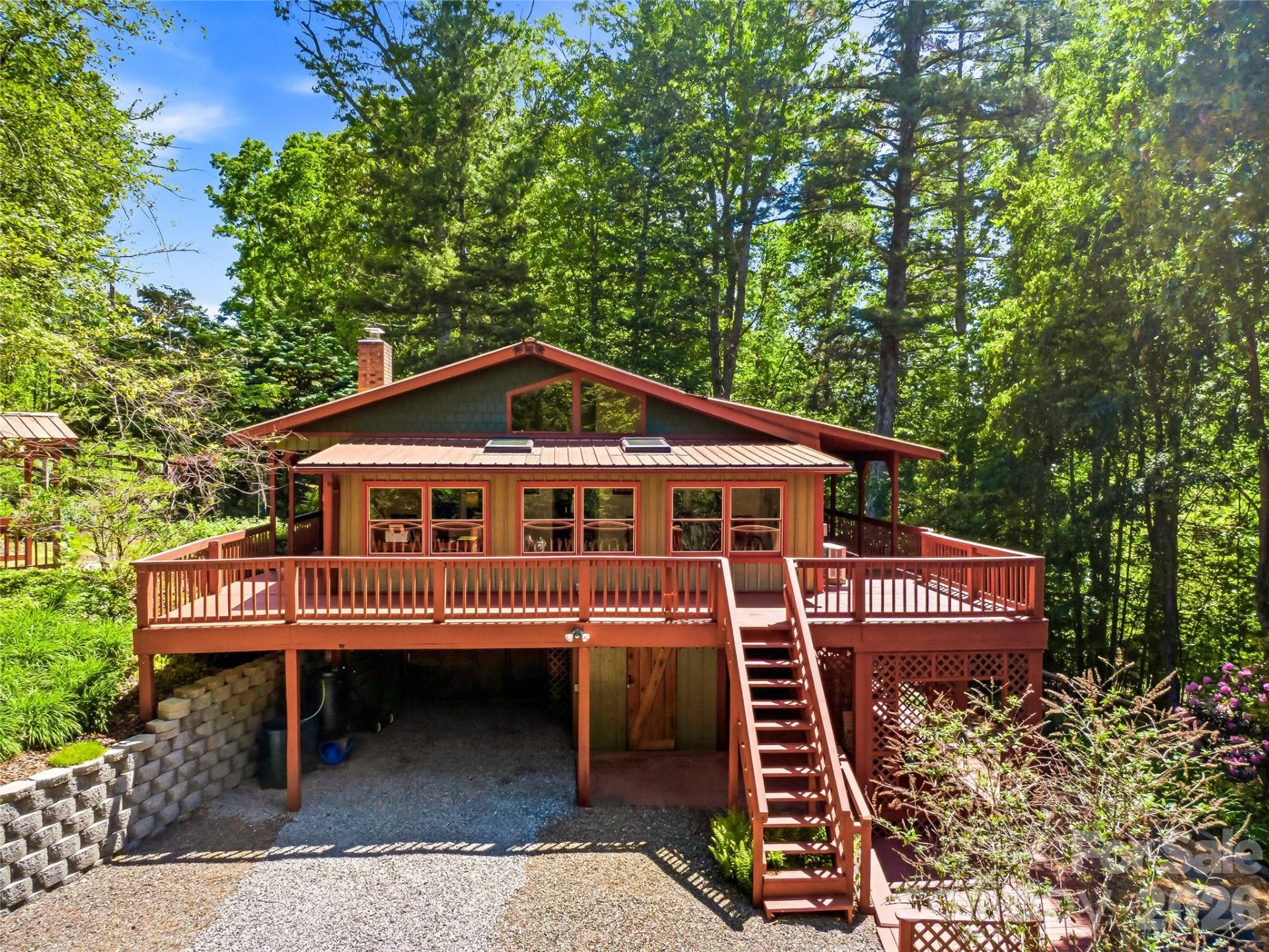 200 River Ridge Drive