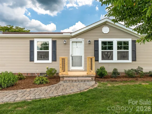 448 Riverwind Drive, Hendersonville, NC, 28739