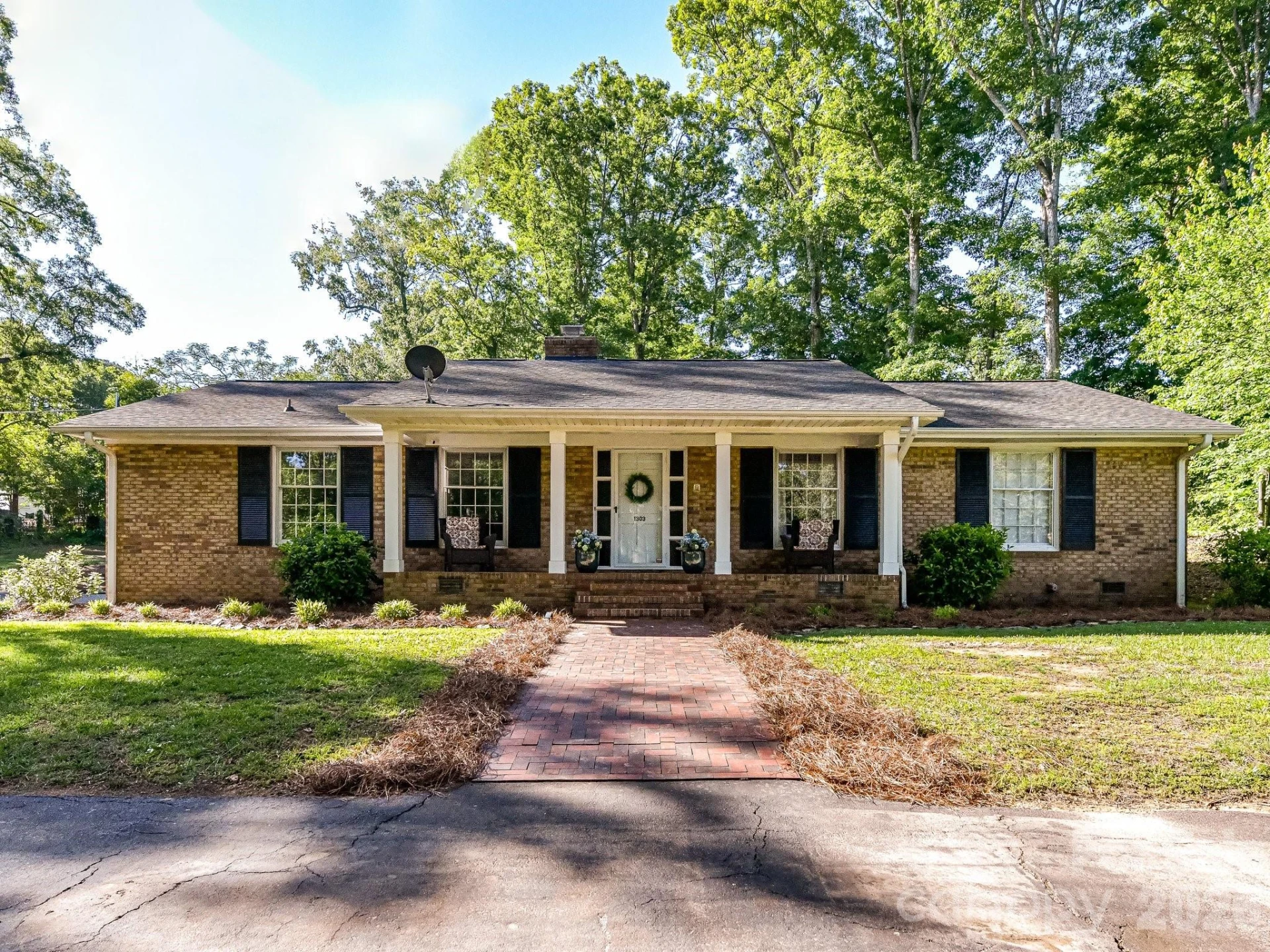 1303 Quail Drive