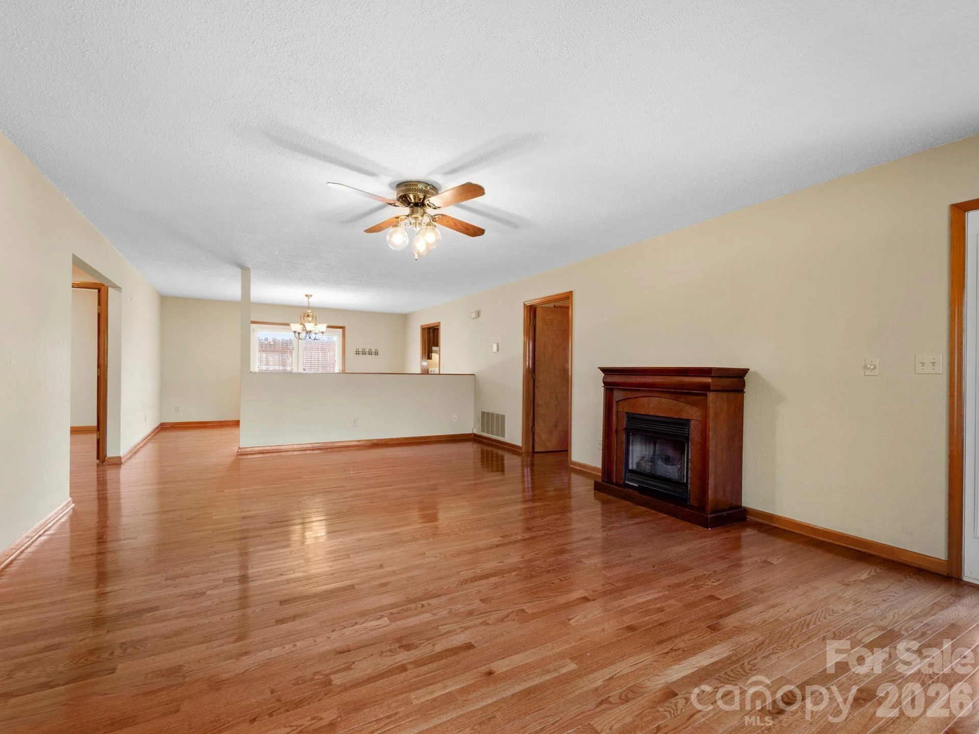 1287 Charlotte Highway - Photo 4