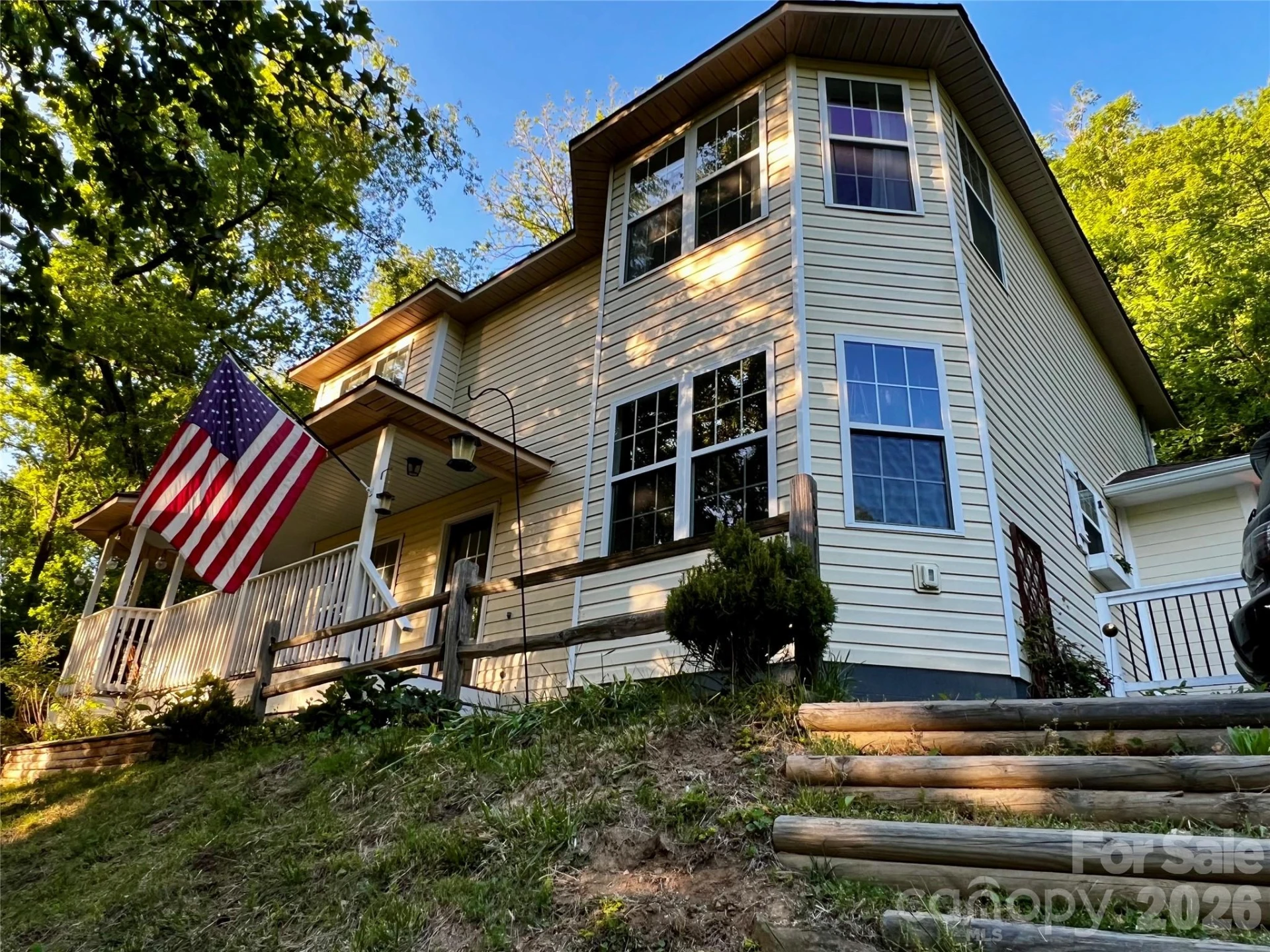 747 Osborne Road - Photo 2