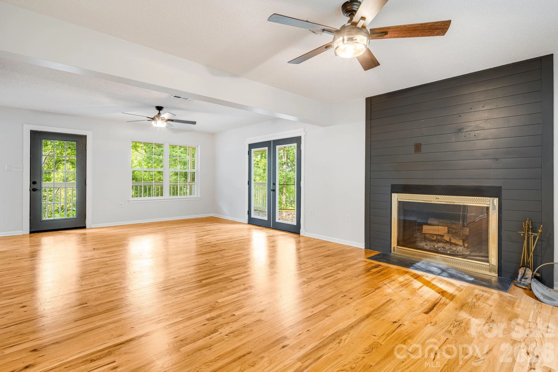 747 Osborne Road - Photo 15