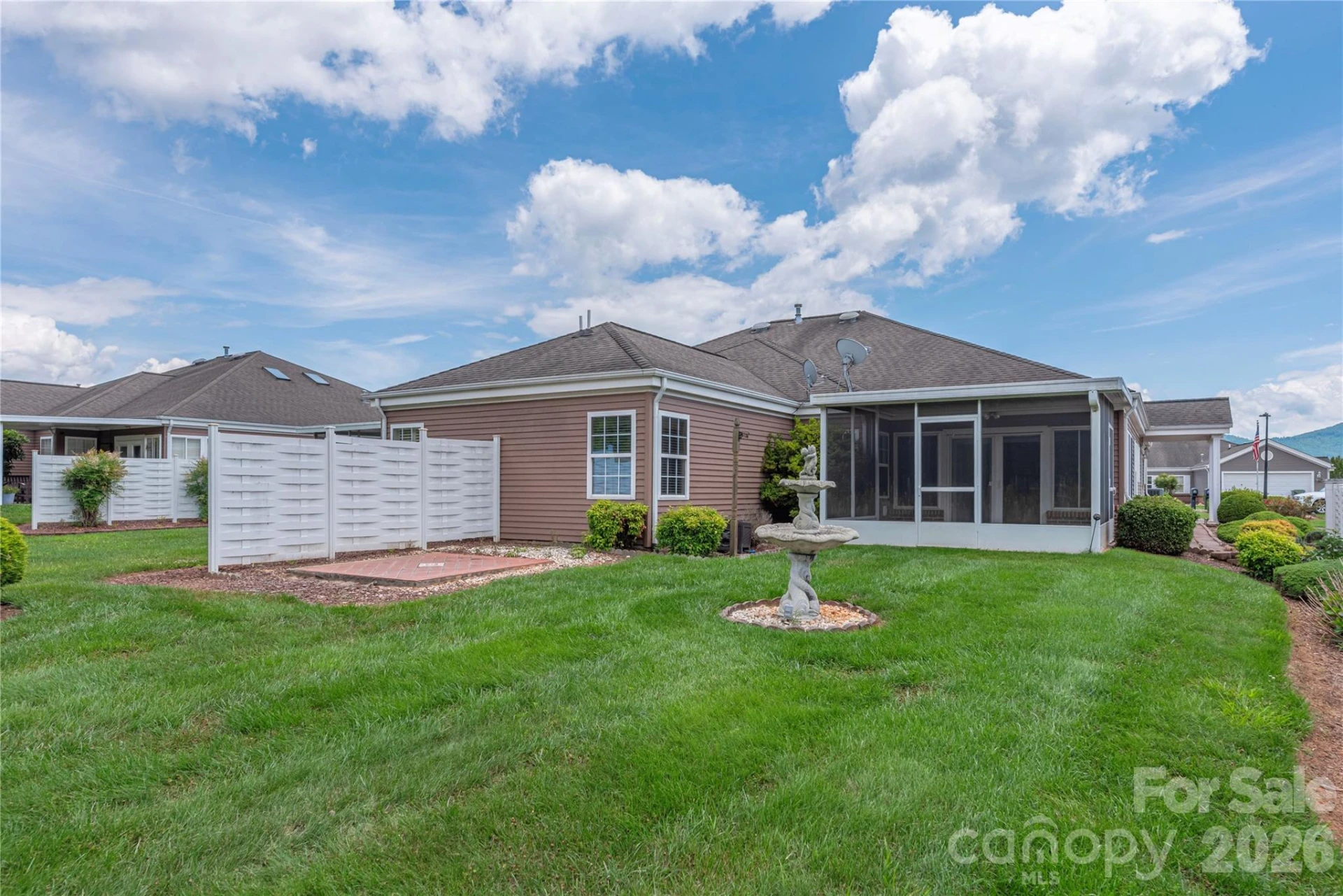 11 Heather Way #A - Photo 4