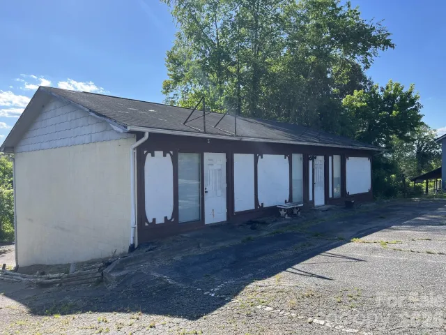 803,805 Fleming Drive, Morganton, NC, 28655