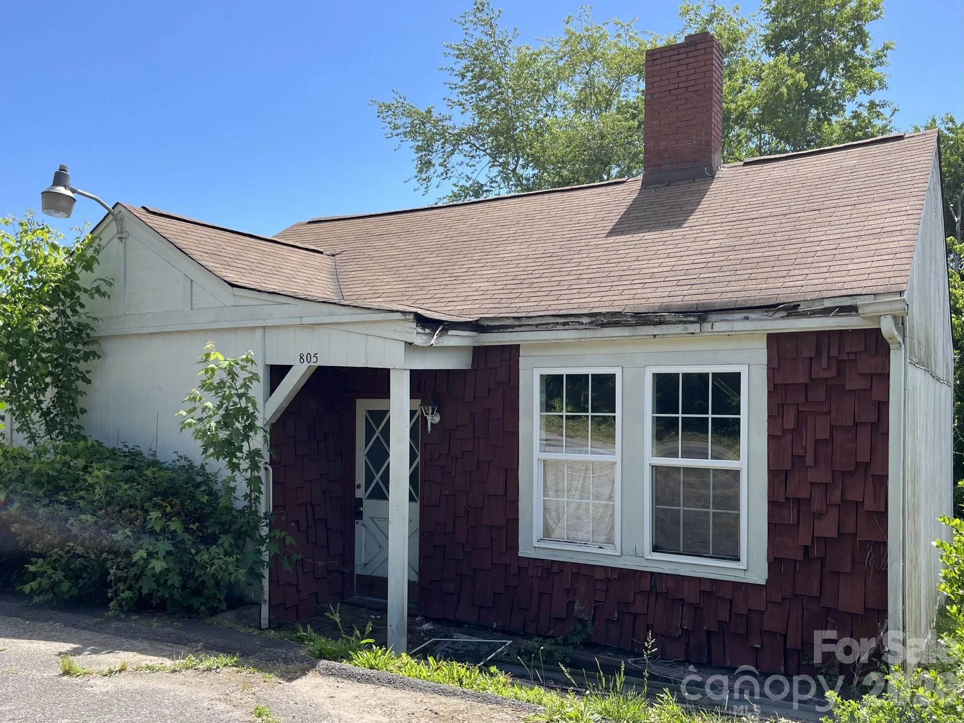 803,805 Fleming Drive - Photo 3
