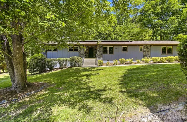 106 Muirfield Court, Hendersonville, NC, 28791