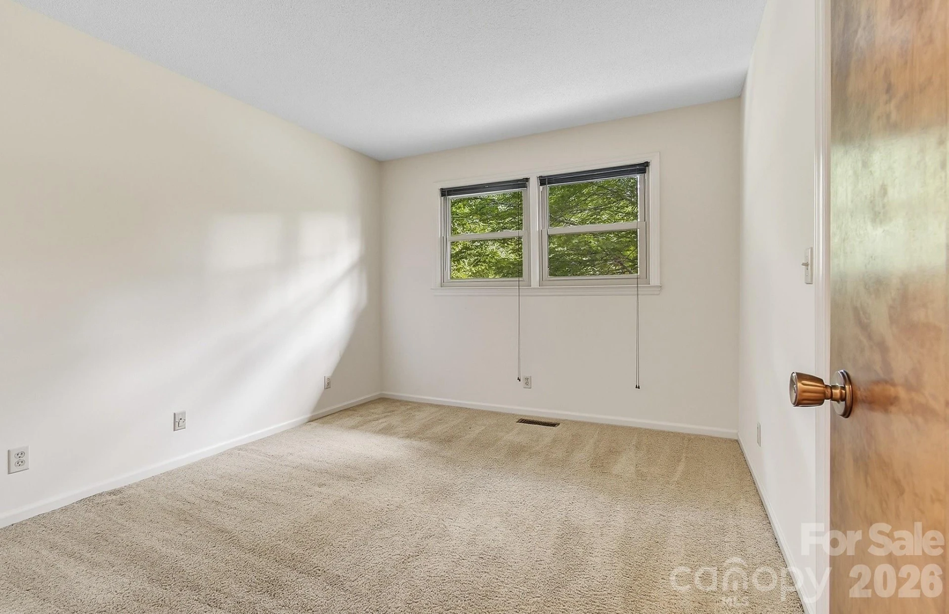 106 Muirfield Court - Photo 29
