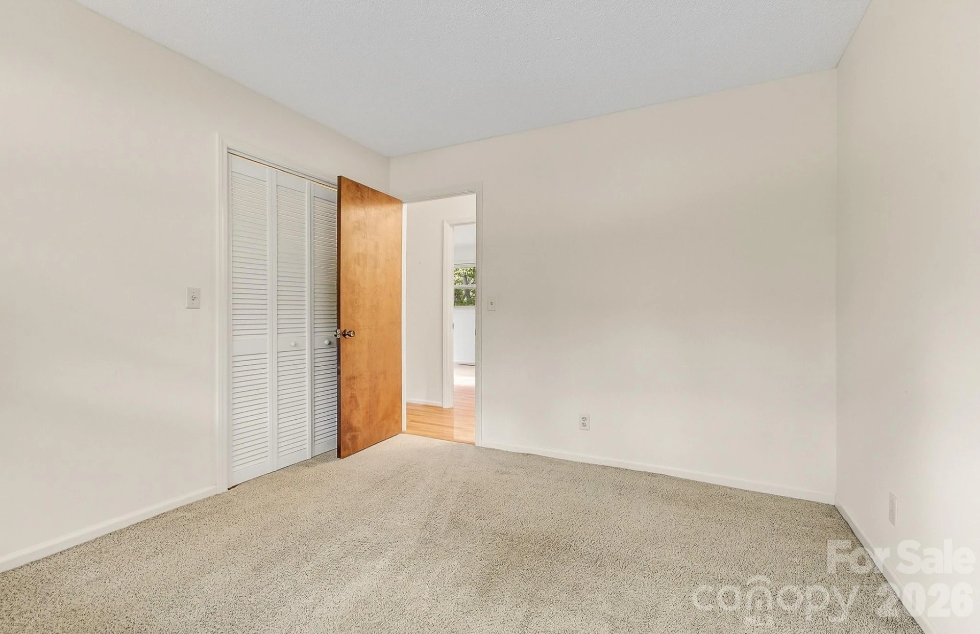 106 Muirfield Court - Photo 33