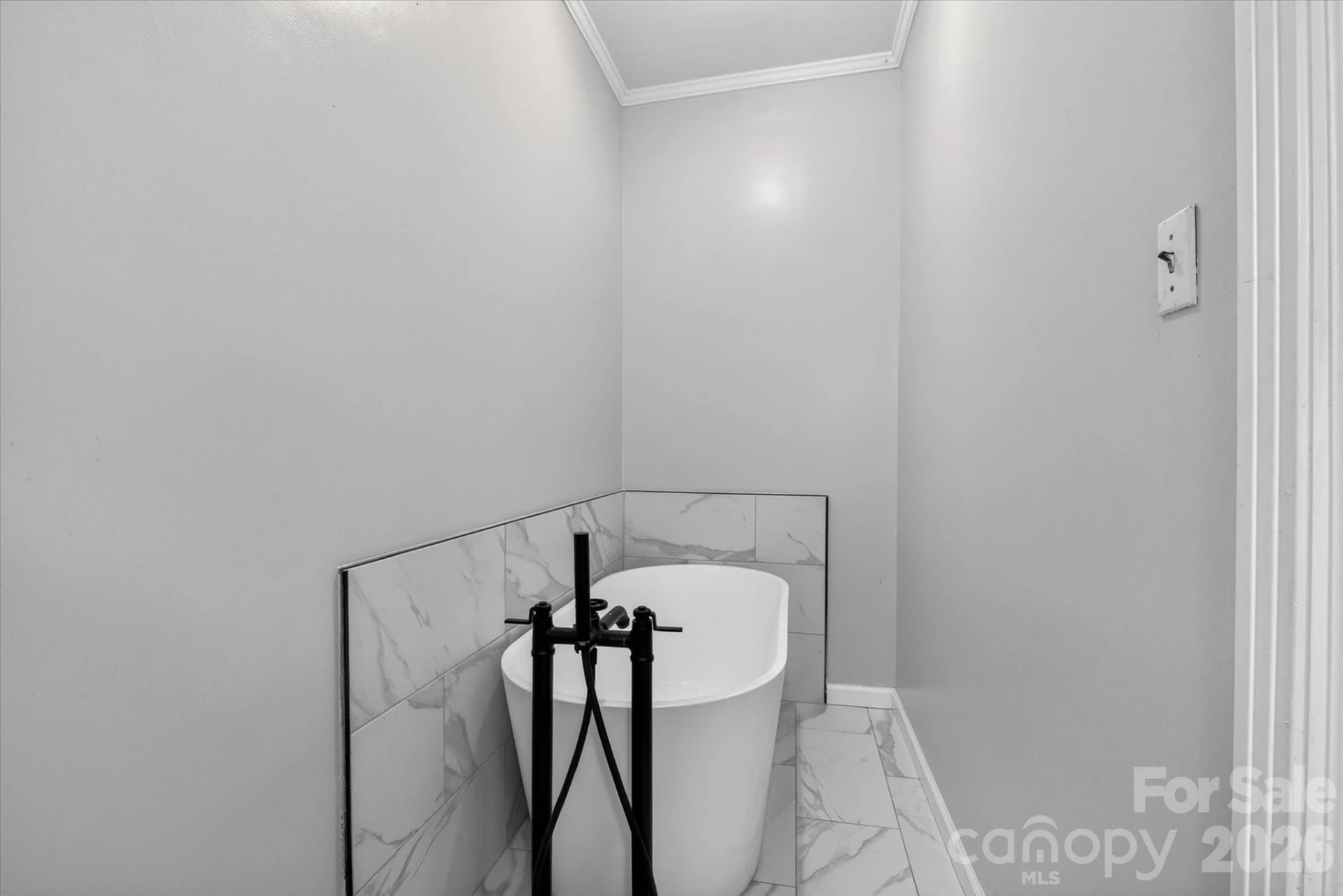 241 Dover Street - Photo 25
