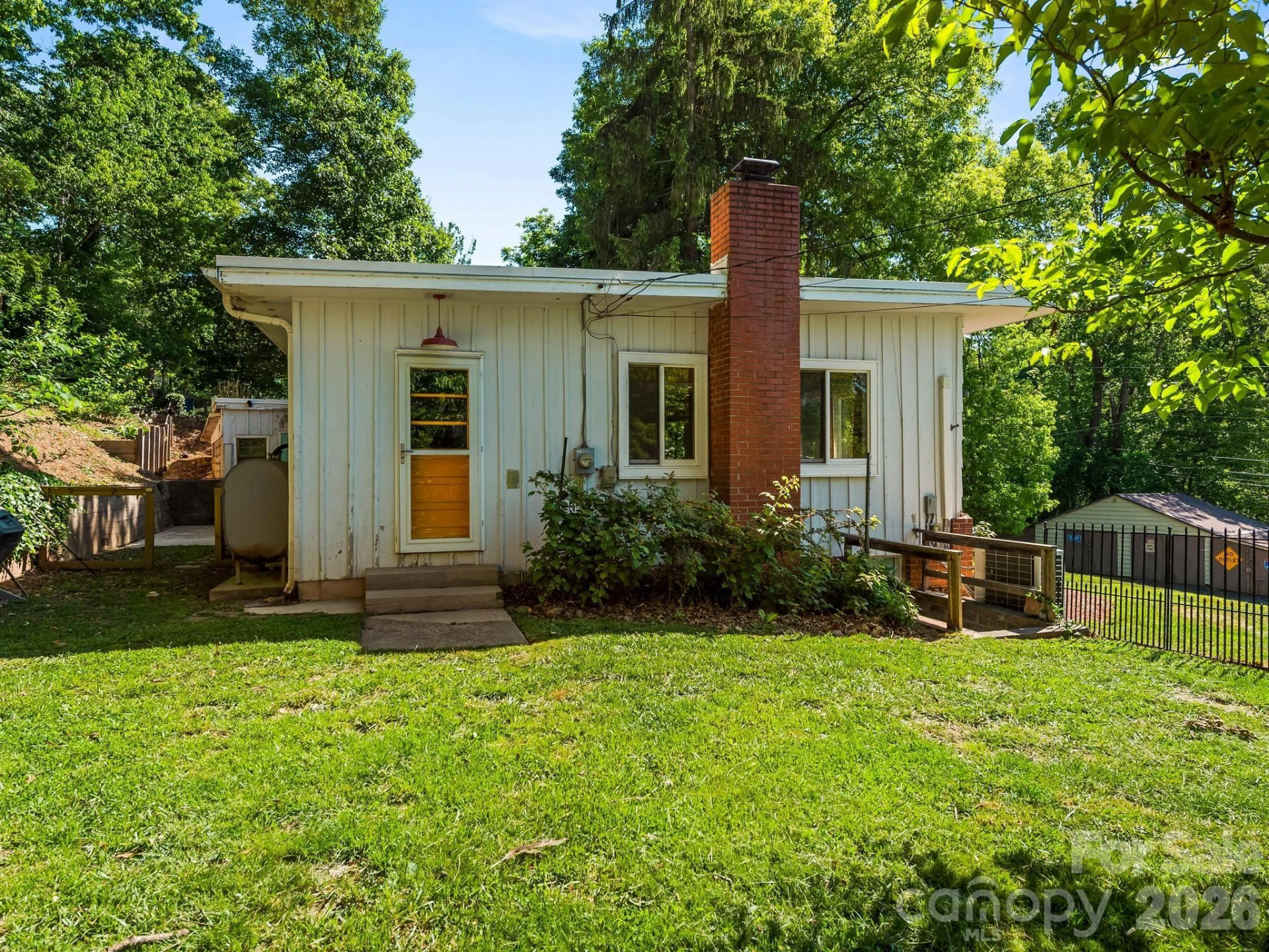 36 Robinwood Avenue - Photo 38
