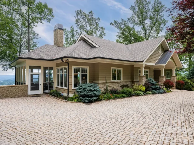29 Elk Ridge Drive, Asheville, NC, 28804