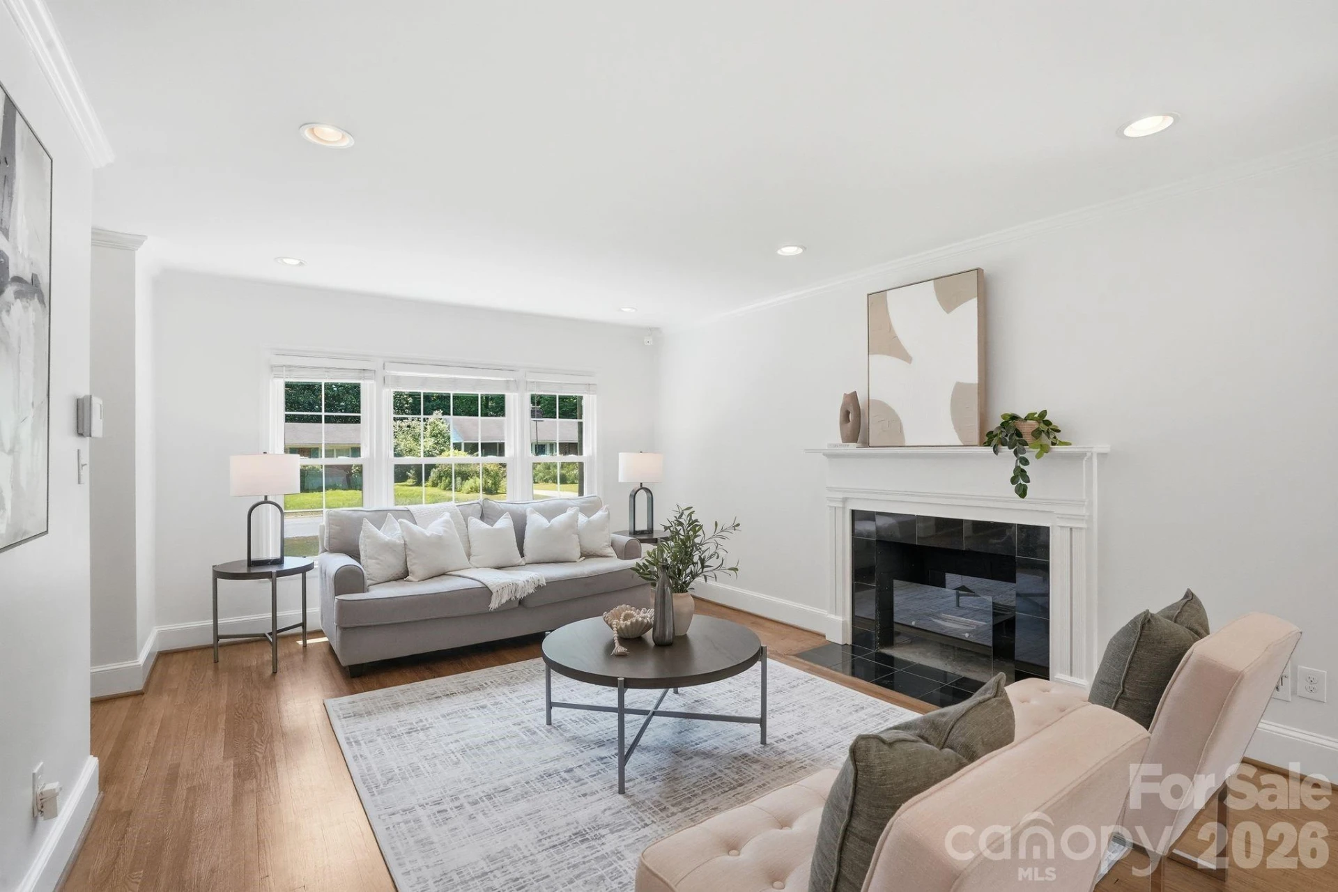 5623 Wedgewood Drive - Photo 4