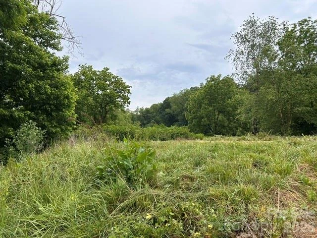 199 Amboy Road - Photo 4