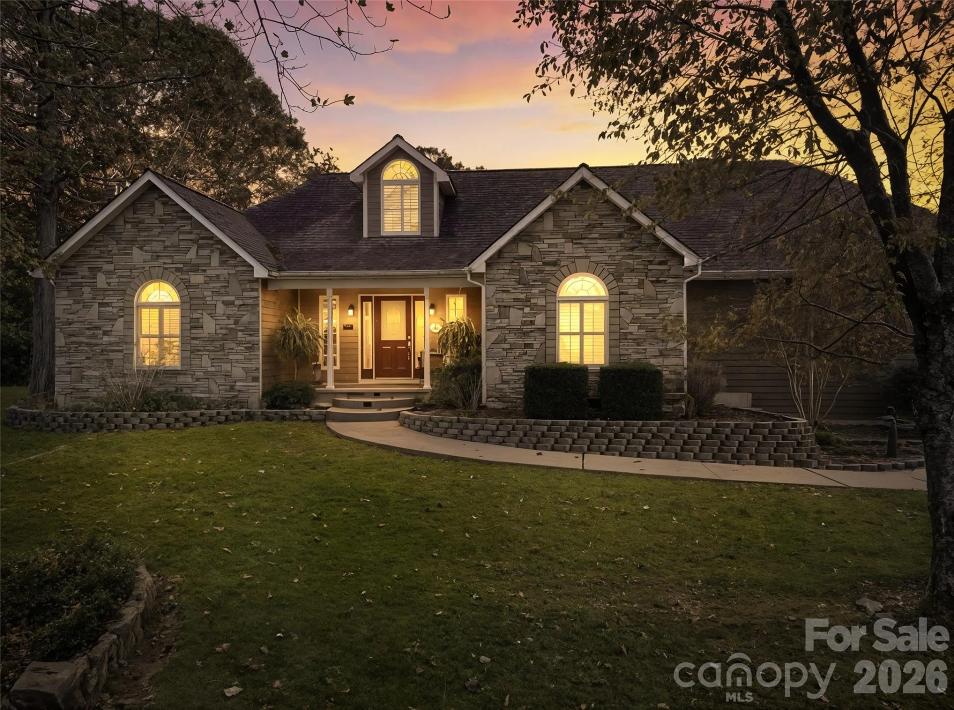 1340 Macedonia Road - Photo 4