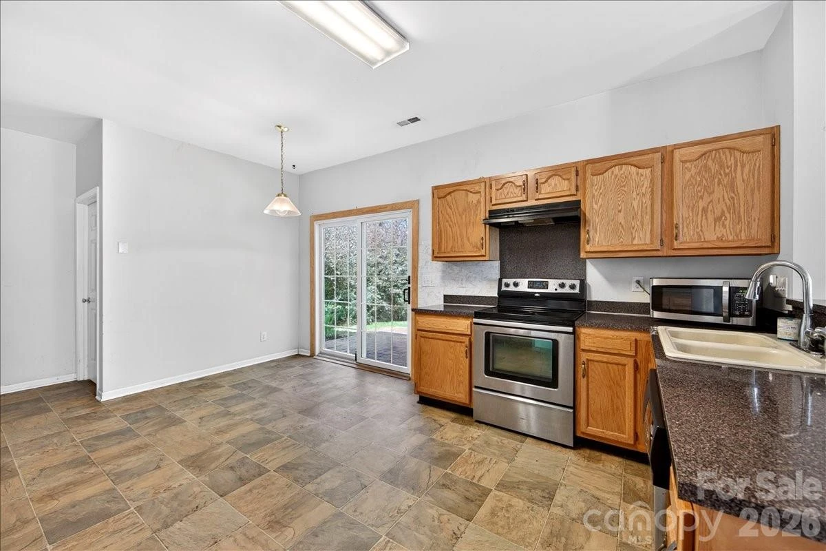 9200 Royal Highlands Court - Photo 20