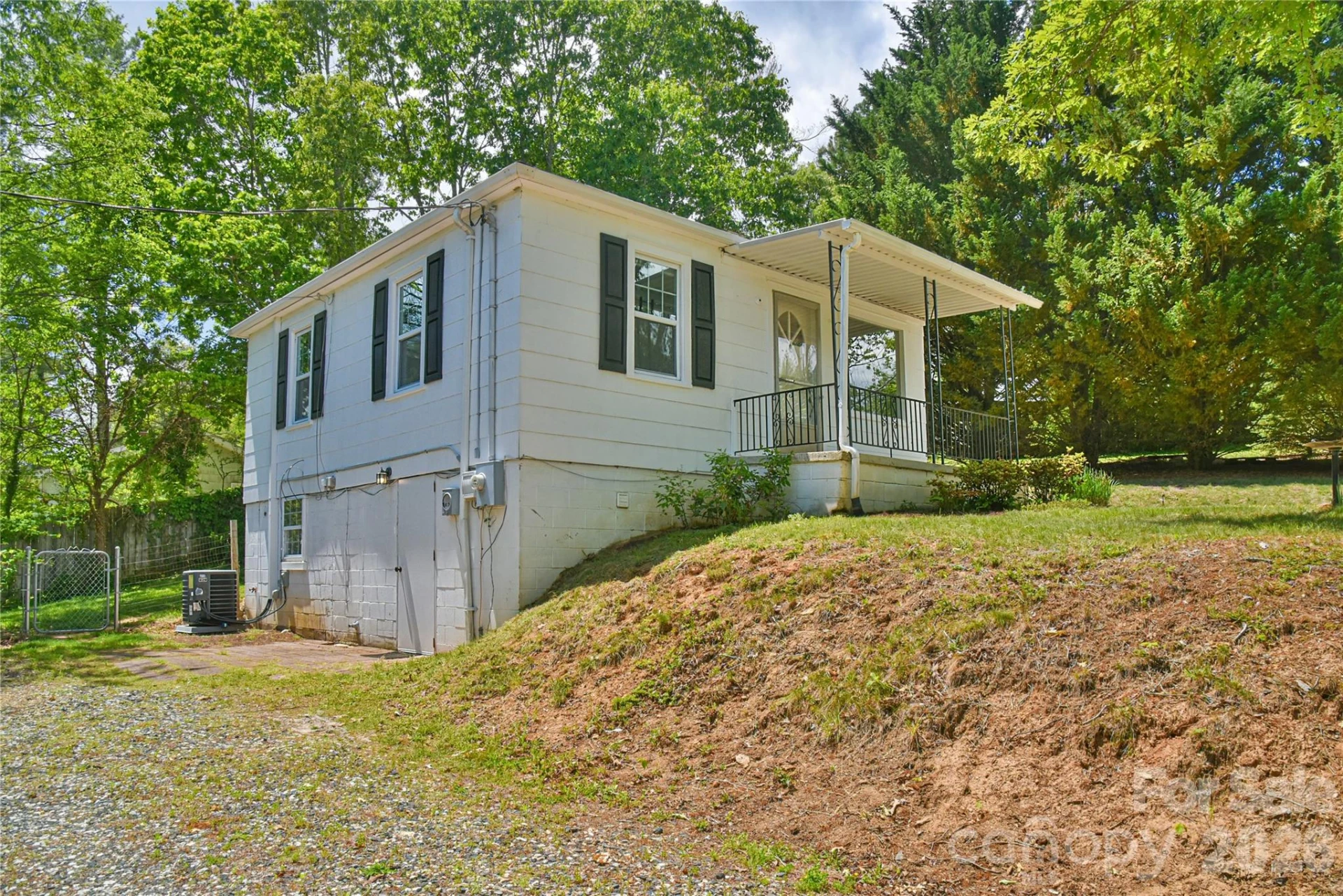 101 Skyland Circle - Photo 11