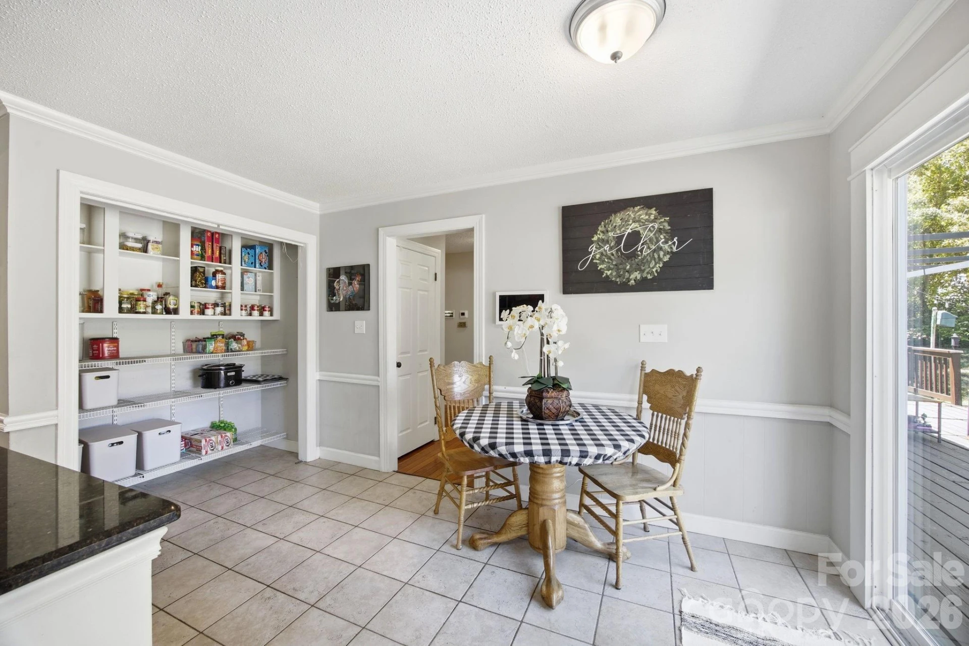 502 Camelot Drive - Photo 18