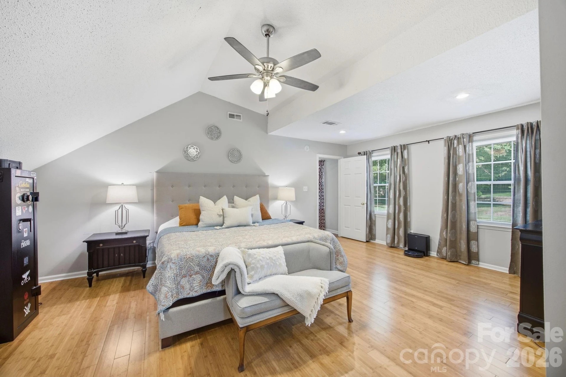502 Camelot Drive - Photo 23
