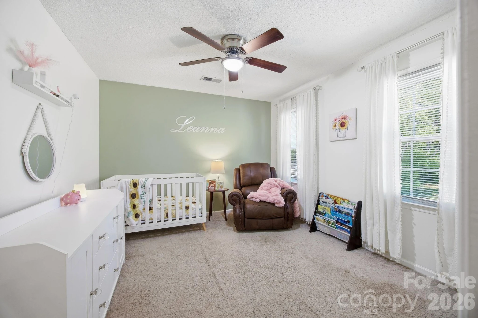 502 Camelot Drive - Photo 29