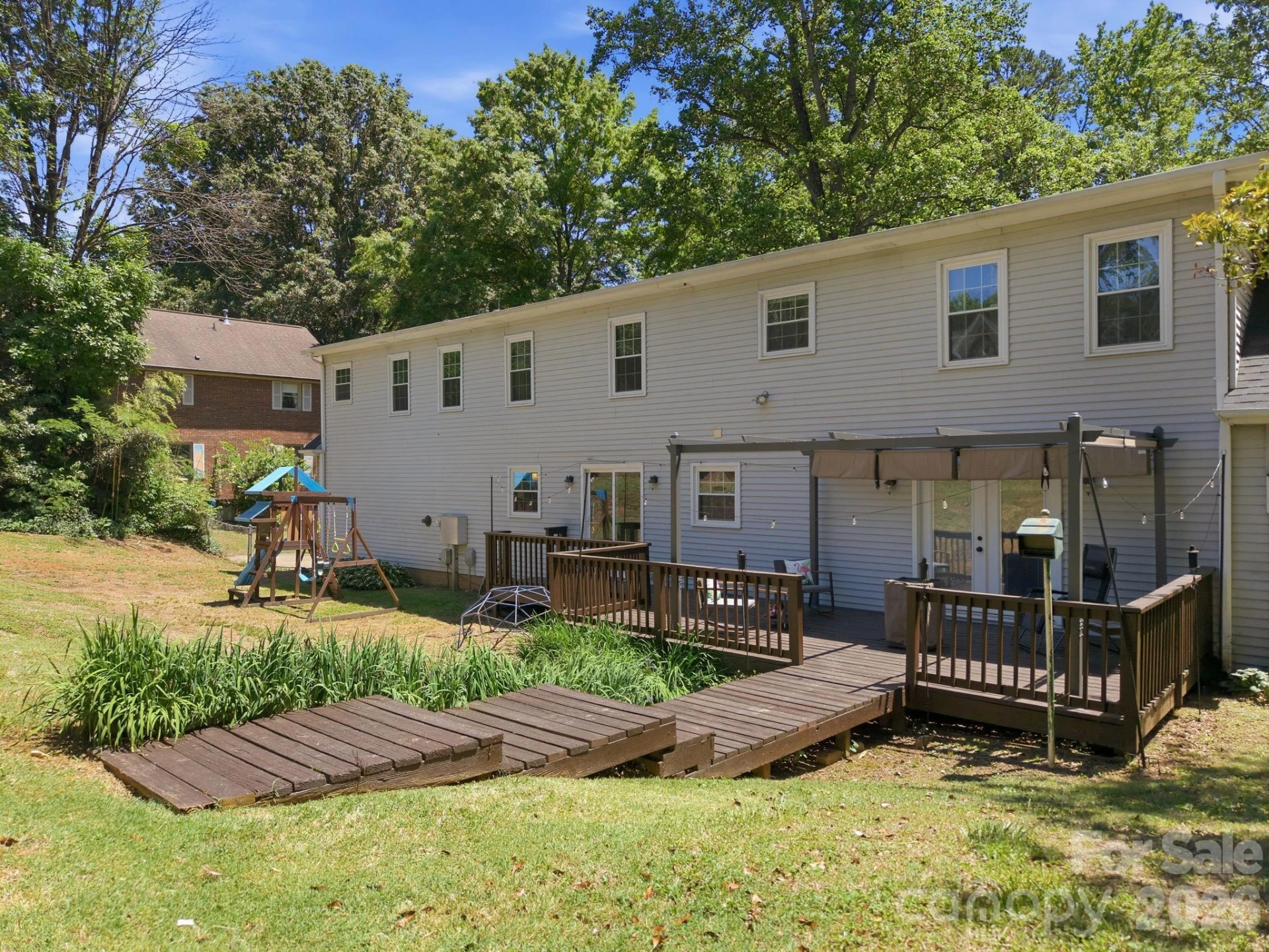 502 Camelot Drive - Photo 40