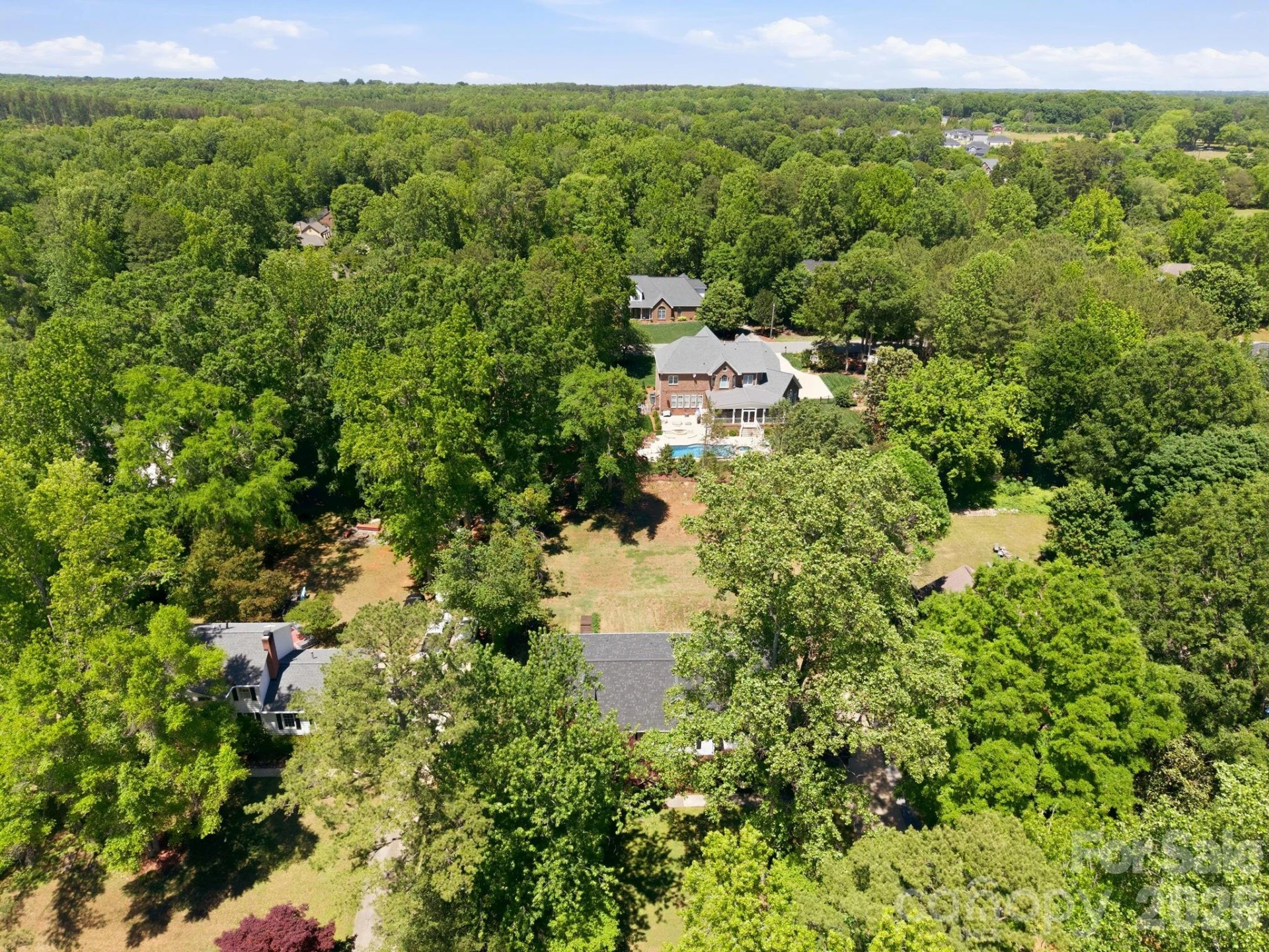 502 Camelot Drive - Photo 44
