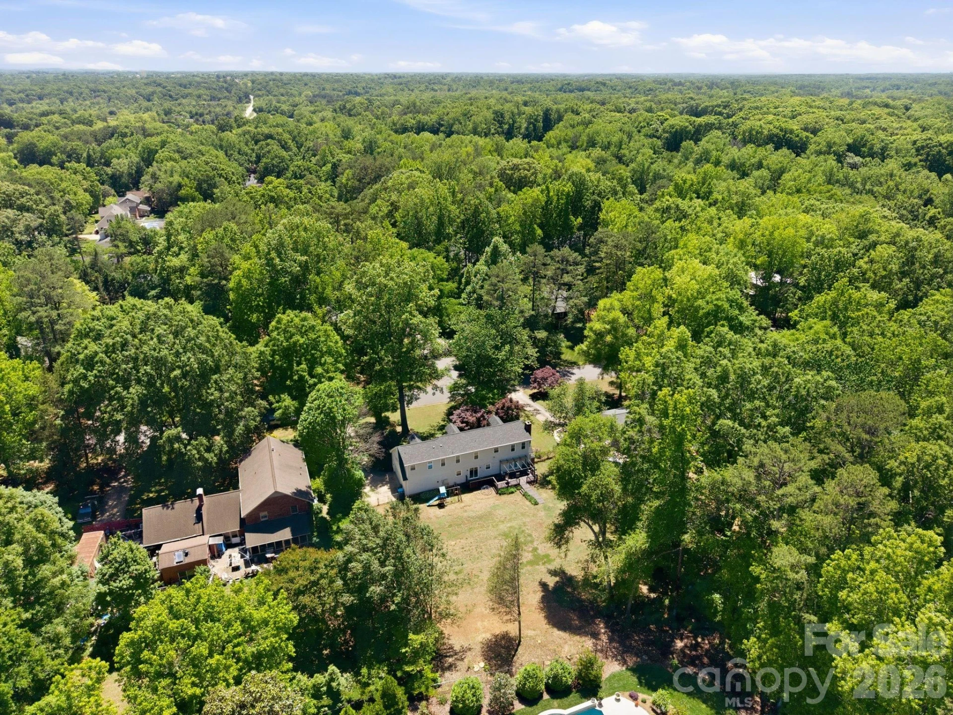 502 Camelot Drive - Photo 46