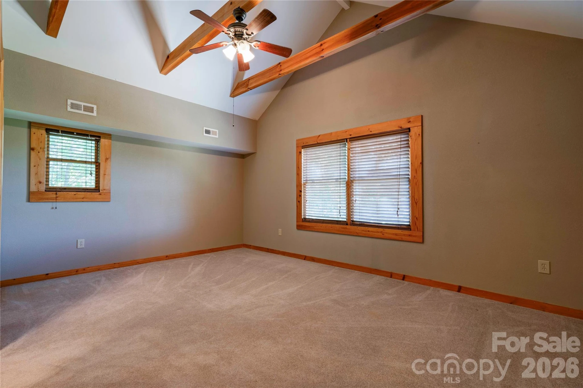 389 Woodgate Drive - Photo 29