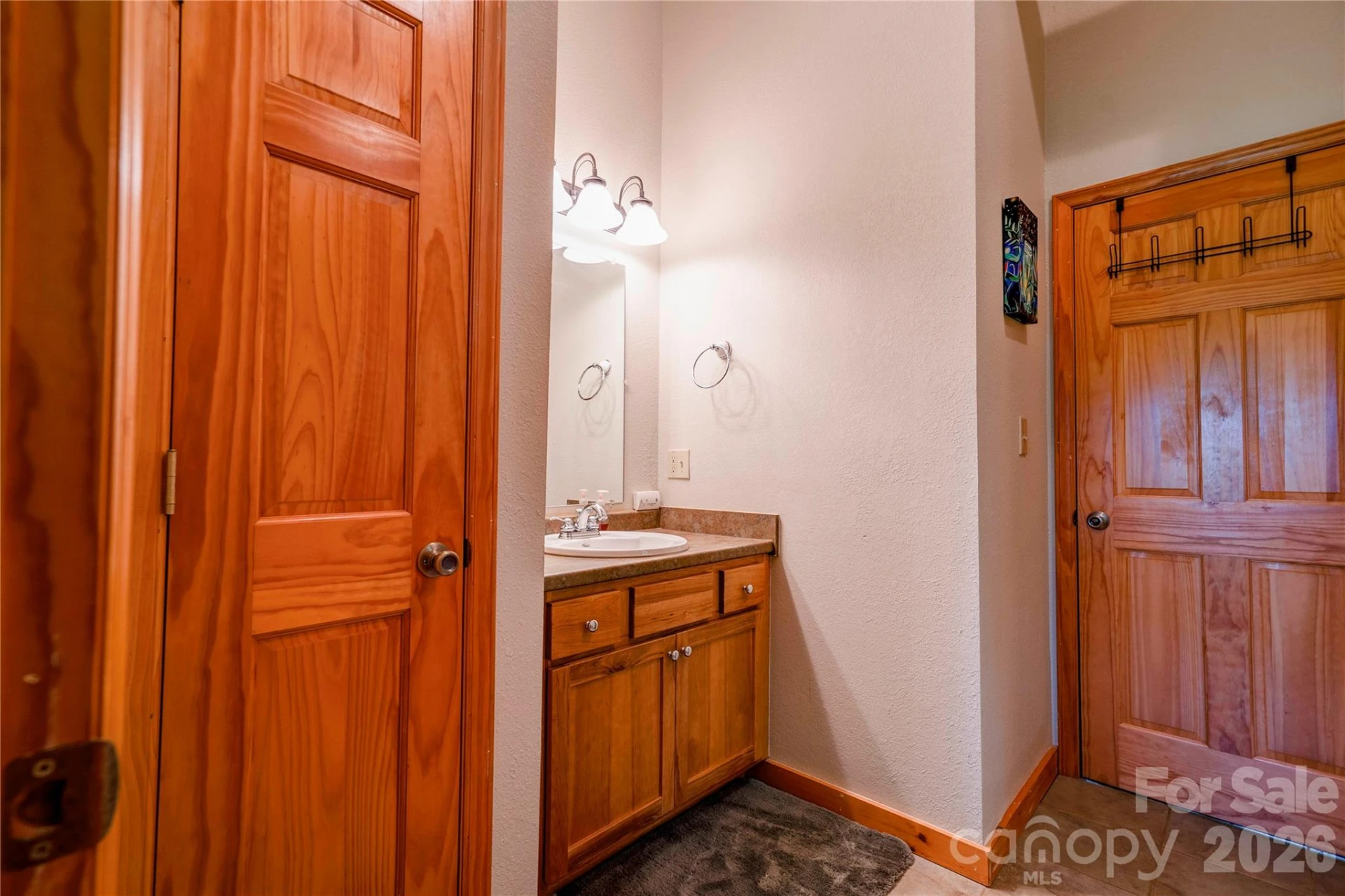 389 Woodgate Drive - Photo 32